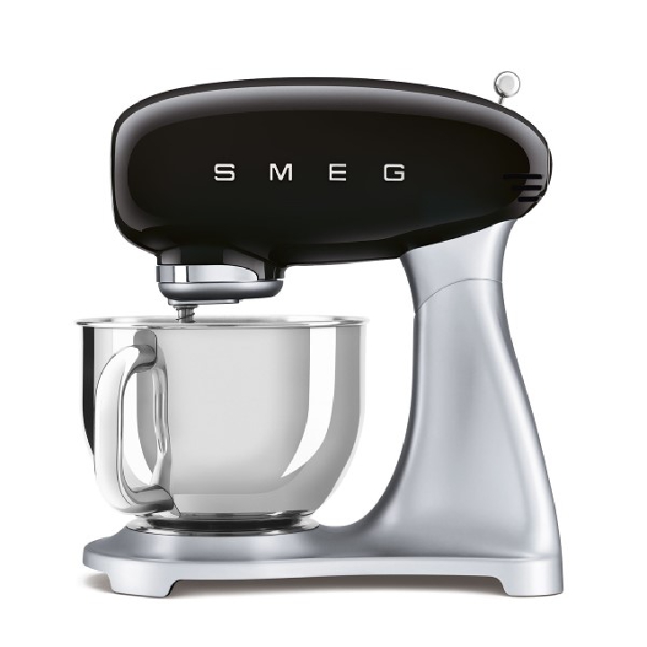 SMEG เครื่องผสมอาหาร ดีไซน์ 50’s Style สีดำ รุ่น SMF02BLEU