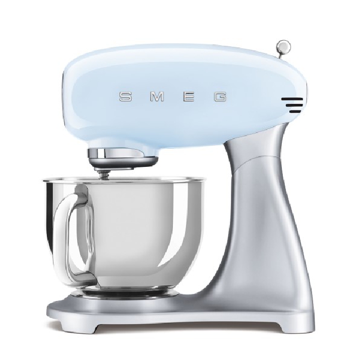 SMEG เครื่องผสมอาหาร ดีไซน์ 50’s Style สีฟ้าพาสเทล รุ่น SMF02PBEU