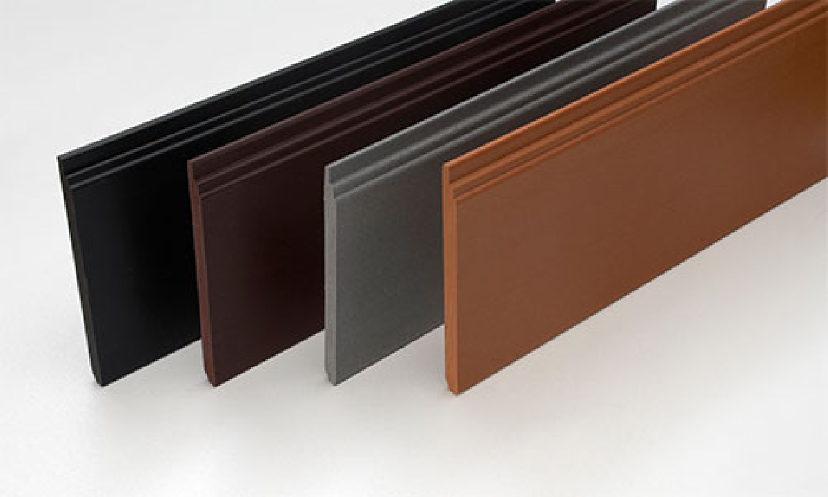 บัวเชิงผนังพีวีซี  รุ่น P-1 กว้าง 4 นิ้ว หนา 9 มม. (ราคาต่อเมตร)