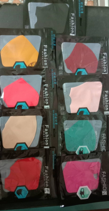 หน้ากากอนามัย แบบผ้า สีแดงเลือดหมู,ชมพู,เขียว,ชมพูบานเย็น,เหลือง,ชมพูพาสเทล,ครีม,แดงสด