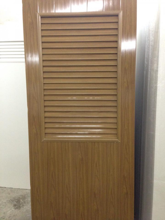 ประตูPVC Metro-Tech รุ่นTiger TD13 แบบบานเกล็ด1-2บาน ลายไม้สักแดง 70*180