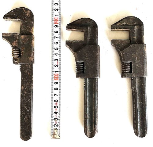 ประแจวินเทจเครื่องมือช่างสไตล์อเมริกันจากกลางทศวรรษ 1900 x 3 C จัดส่งแบบไม่ระบุชื่อ
