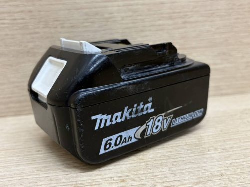 (ชาร์จ 22 ครั้ง) แบตเตอรี่ลิเธียมไอออน Makita Makita 18V ของแท้ BL1860B 6.0Ah