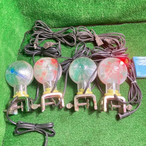 Osei J682 Sun LED ไฟกระพริบเพื่อความปลอดภัยในการก่อสร้างสายไฟ 12ม. (ปลั๊ก 1.5 ม. + ข้อต่อ 3-3-3 ม. + ปลั๊ก 1.5 ม.): 1 ชุด 2-core 1-outlet cord 5m: 2 ชิ้นรวมเป็นชุด 3 ชิ้น