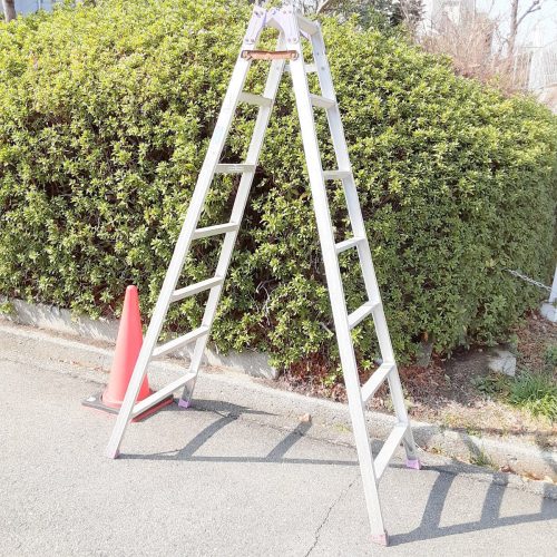 บันไดอะลูมิเนียม Mataki b257 Alinco (MR-210WD) (บันไดสูง 170 ซม./ยาว 422 ซม.) ความกว้างของแผ่นด้านบน: ประมาณ 250มม