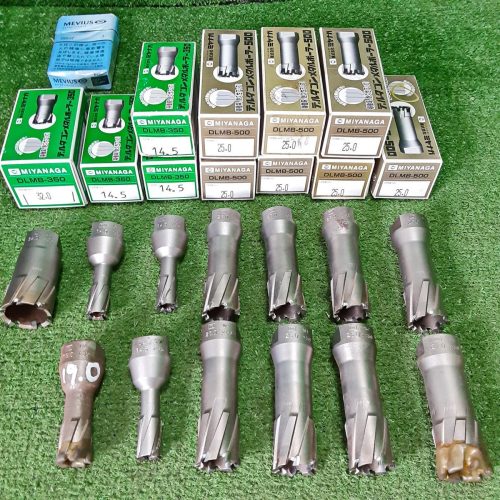 Seiyu d702 Miyanaga Deltagon Metal Borer 350/500 (DLMB-350) (DLMB-500) (เส้นผ่านศูนย์กลางปลายใบมีด φ14.5-32.0มม.) รวม 13 ชิ้นชุด