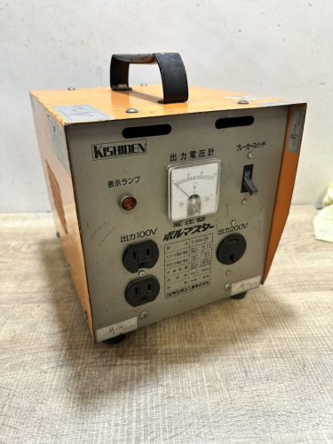 R # KISHIDEN หม้อแปลงไฟฟ้าแบบพกพา Volmaster Y-3000W