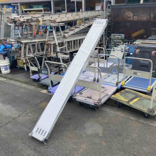(ไม่ได้ใช้ (สินค้าที่จัดแสดงในร้าน) / รับของที่ร้านเท่านั้น) Hasegawa Slide Stage ประเภทการใช้งานสองด้าน SSF1.0-400 (4.00ม.) (ร้าน Higashi Yamato)