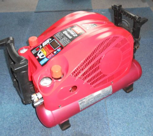 MAX HH1270EⅡ เครื่องอัดอากาศตกแต่งใหม่พร้อมรับประกัน 3 เดือนแรงดันสูง/แรงดันสูงหยุดเต็มถังอย่างรวดเร็ว