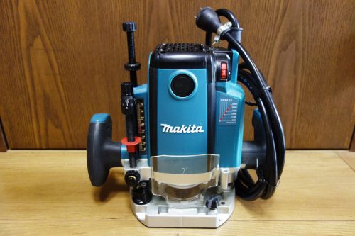 เราเตอร์ไฟฟ้า Makita RP2301FC สภาพดี