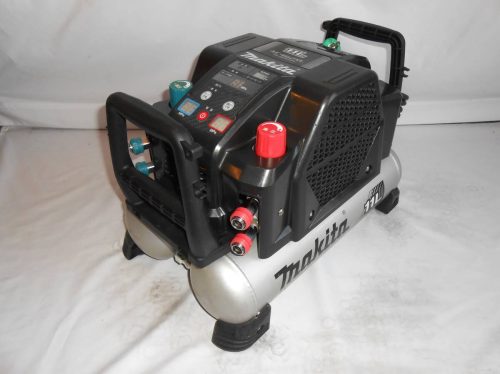 (Refurbished) เครื่องอัดอากาศ Makita AC462XL เปลี่ยนกระบอก &amp; Lip Ring เปลี่ยนถัง 11L แรงดันปกติ/แรงดันสูงเบอร์ 50