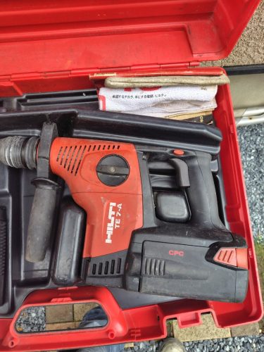 สว่านโรตารี่แบบชาร์จ HILTI TE 7-A พร้อมเคส