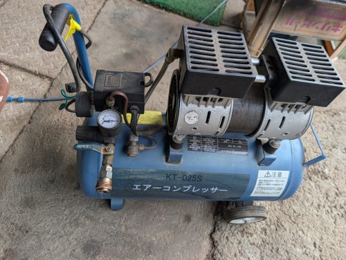 KAZ Air Compressor KT-025S 100V ประเภทเงียบการทำงานยืนยัน 100V Home Air Compressor คอมเพรสเซอร์