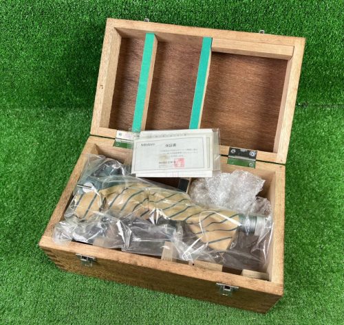 (สินค้าที่เก็บไว้ที่ไม่ได้ใช้) MITUTOYO Mitutoyo Hall Test 368-117 K1 100-125 ไมโครมิเตอร์เส้นผ่านศูนย์กลางภายในสามจุด HOLTEST ไมโครมิเตอร์ภายใน