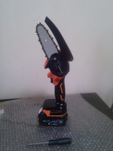 เลื่อยไฟฟ้าขนาดเล็กแบบชาร์จไฟได้ 6 นิ้วพร้อมแบตเตอรี่ Makita 18V! เลื่อยไฟฟ้าแบบชาร์จไฟได้สำหรับการตัดกิ่งไม้งานไม้ใช้ในครัวเรือน