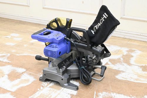 NP07 Hitachi HITACHI FC10FA โต๊ะเลื่อยวงเดือนเลื่อยวงเดือนงานไม้เครื่องมือตัด 100V 255 มม