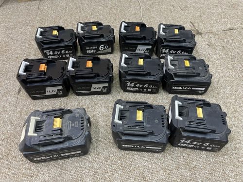 แบตเตอรี่ที่รองรับ Makita 18v x 1, 14v x 10