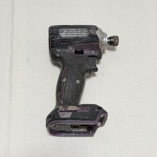makita สว่านกระแทกแบบชาร์จไฟได้ 18V TD171D