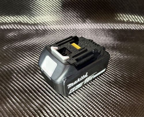 แบตเตอรี่ลิเธียมไอออน Makita BL1860B 18V 6.0Ah