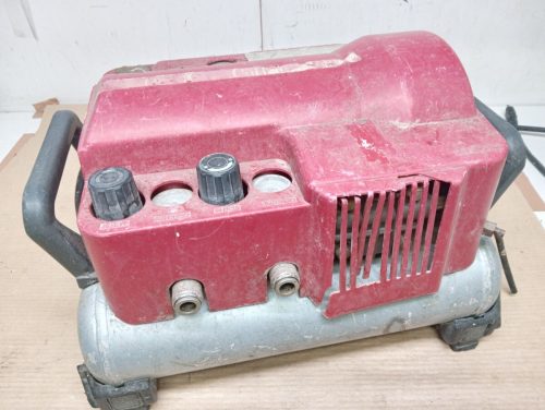 เครื่องอัดอากาศ Hitachi Industrial Equipment แอร์พันช์ PA-1300H