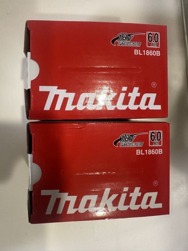 แบตเตอรี่ลิเธียมไอออน Makita BL1860B 18V 6.0Ah *การชาร์จความเร็วสูงใช้ได้กับเครื่องหมายหิมะชุด 2 ก้อนยังไม่ได้ใช้งาน