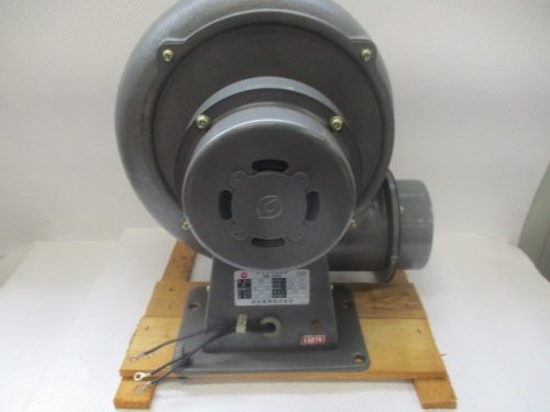 สินค้าจัดเก็บระยะยาวที่ไม่ได้ใช้ Showa Denki เครื่องเป่าลม SB9-452 3 เฟส 200V