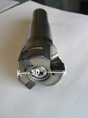 หัวกัดปาดหน้า Mitsubishi 50mm CA8422 050A03R พร้อมอะไหล่ตัดได้ดี