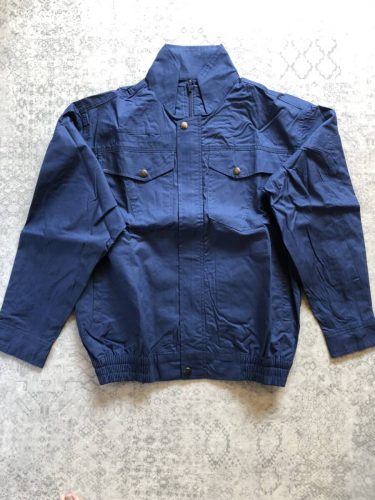 (ของใหม่จัดส่งวันเดียวกัน) เสื้อผ้าติดแอร์! ราคาถูกสุดๆรับประกันคุณภาพสูงผ้าฝ้าย 100% ขนาด: XL/LL/L/M! ขายเสื้อผ้าเท่านั้น! !
